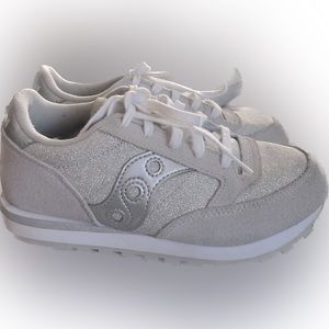 Girls Saucony jazz original sneakers